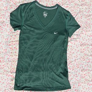 Nike Dri-Fit V-Neck Tee Shirt Green Active Small